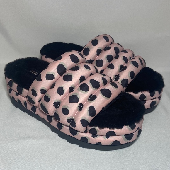 UGG Puffy Cushion Platform Slides Slippers - Picture 1 of 6